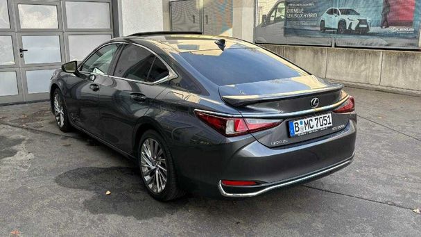 Lexus ES 300 h 160 kW image number 3