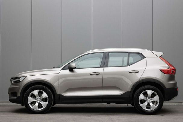 Volvo XC40 B4 Momentum 145 kW image number 8