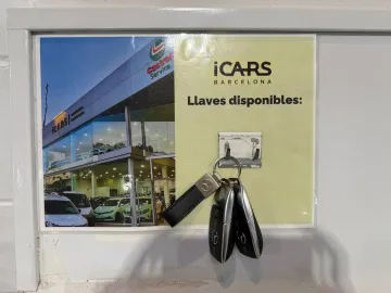 Car image 37