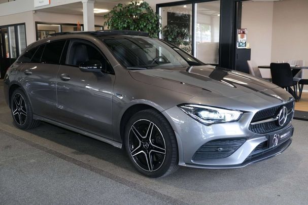 Mercedes-Benz CLA 250 Shooting Brake e 160 kW image number 2