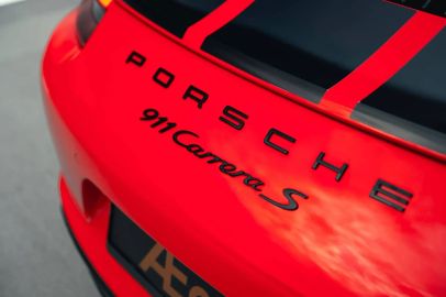 Car image 25