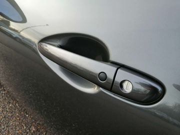 Car image 31