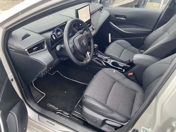 Car image 13