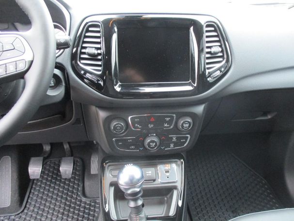 Jeep Compass 1.3 96 kW image number 11