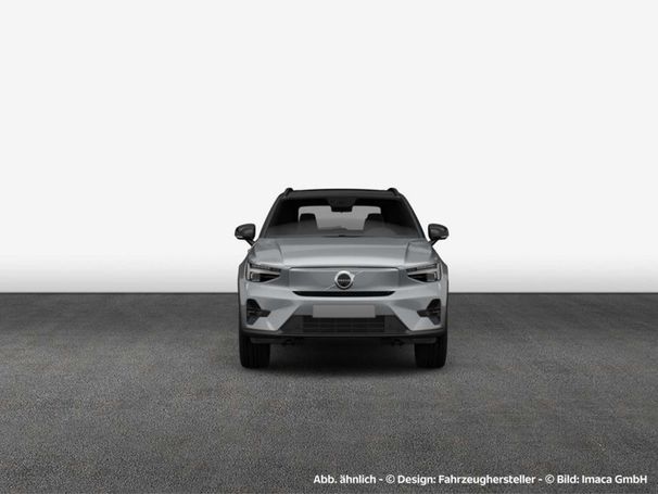 Volvo XC40 B3 Core DKG 120 kW image number 1