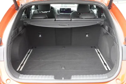 Car image 34