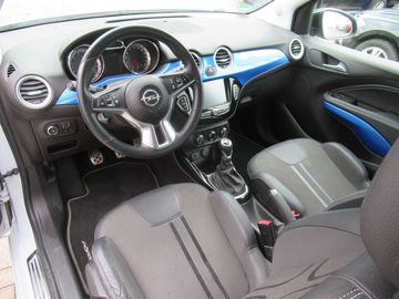 Car image 13