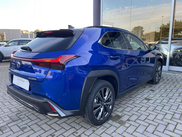 Lexus UX 250h 135 kW image number 4