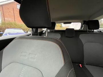 Car image 28