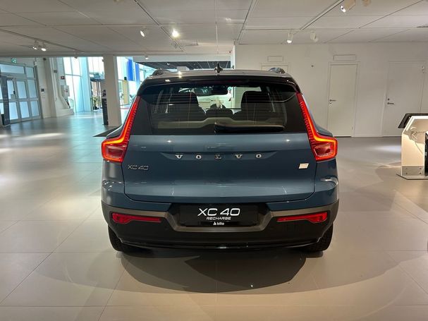 Volvo XC40 Recharge Single Motor Extended Range Core 188 kW image number 4