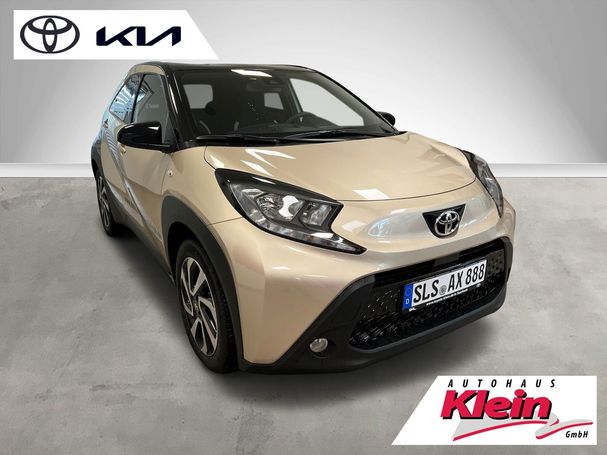 Toyota Aygo X 1.0 VVT-i 53 kW image number 2