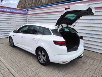 Car image 40