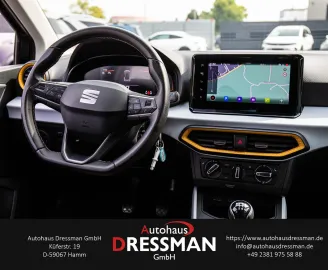 Car image 16