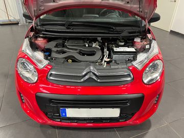 Car image 17