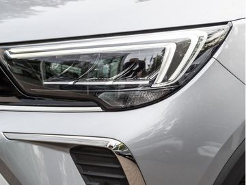 Car image 27