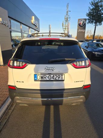 Jeep Cherokee 200 kW image number 6