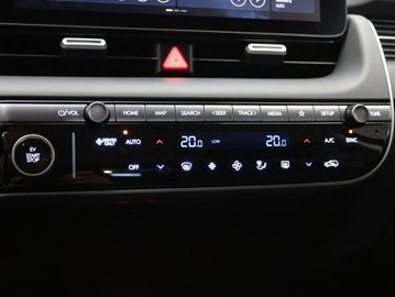 Car image 36