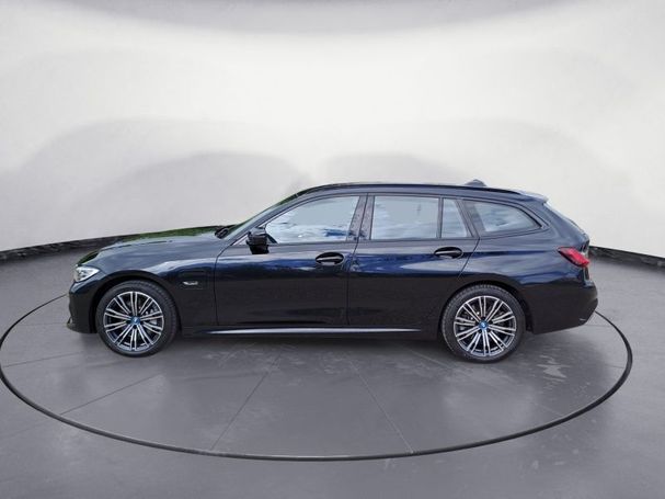 BMW 330 Touring M Sport 185 kW image number 4