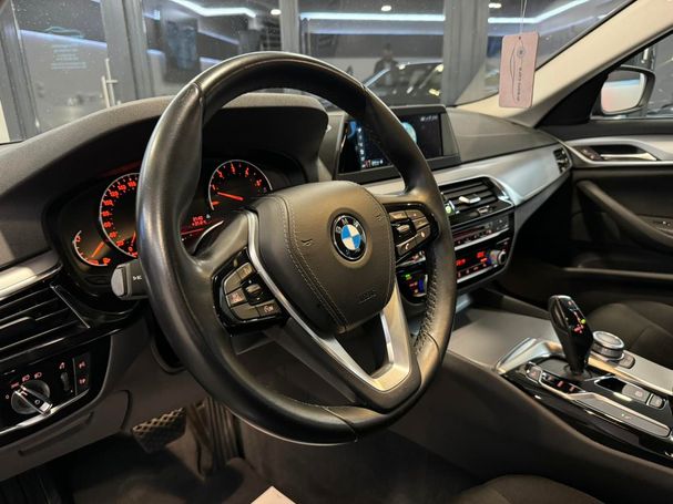 BMW 520i 135 kW image number 15