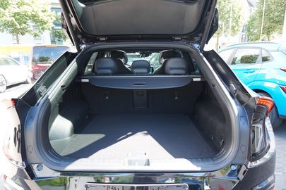 Car image 29