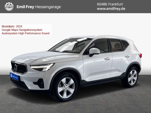 Volvo XC40 B4 Core DKG 145 kW image number 1