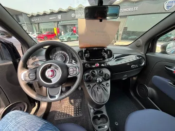 Car image 17