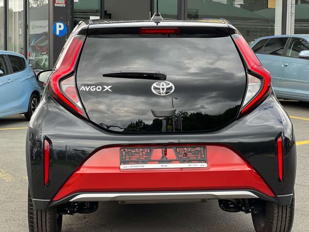 Toyota Aygo X 1.0 VVT-i 53 kW image number 6