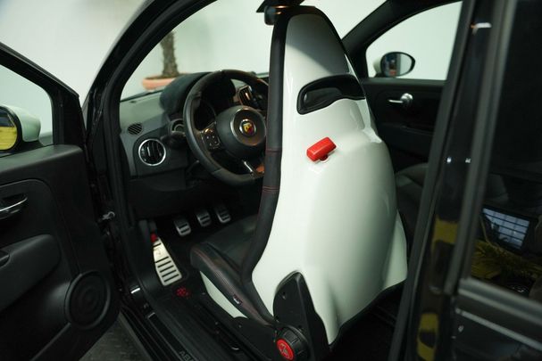 Abarth 695 132 kW image number 17