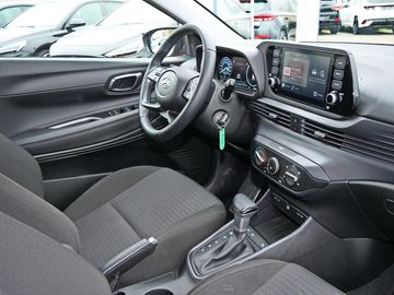 Car image 13