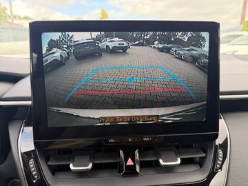 Car image 28