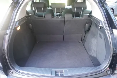 Car image 33