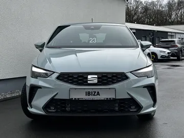 Car image 24