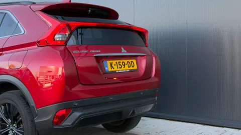Car image 25