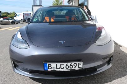 Car image 48
