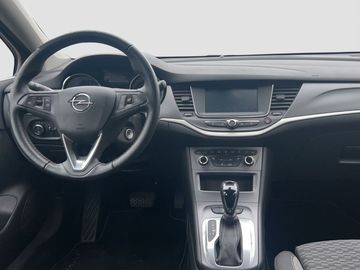 Car image 11