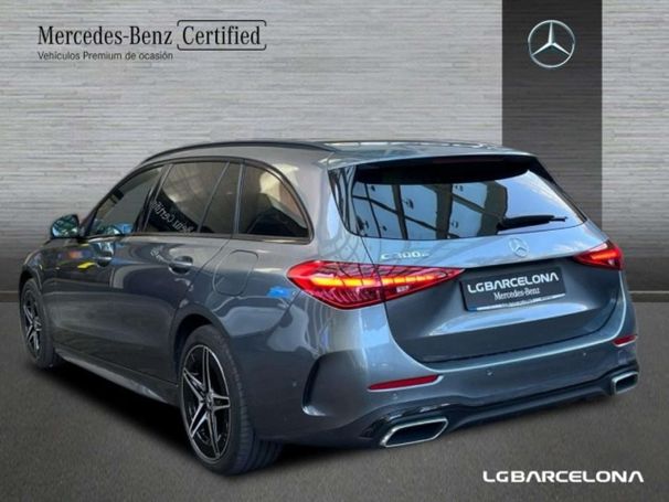 Mercedes-Benz E 300 e T 230 kW image number 8