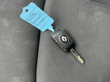 Car image 27