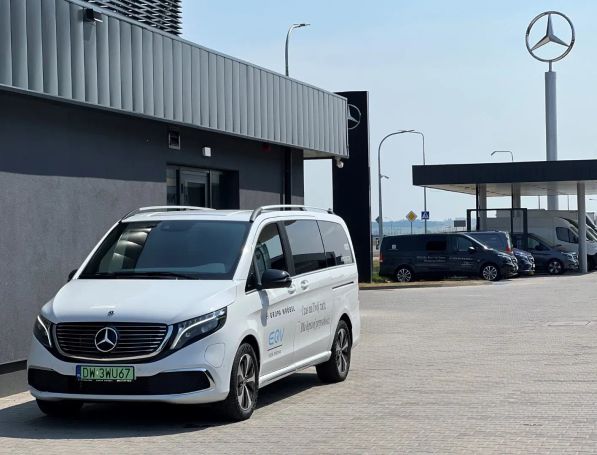 Mercedes-Benz EQV 150 kW image number 8