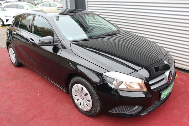 Mercedes-Benz A 180 BlueEFFICIENCY 90 kW image number 17