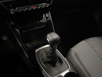 Car image 37