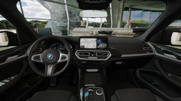 BMW iX3 210 kW image number 12