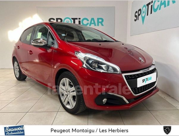 Peugeot 208 PureTech 82 Signature 61 kW image number 2