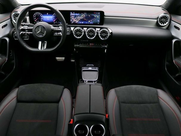 Mercedes-Benz CLA 200 Shooting Brake 120 kW image number 4