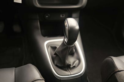 Car image 36