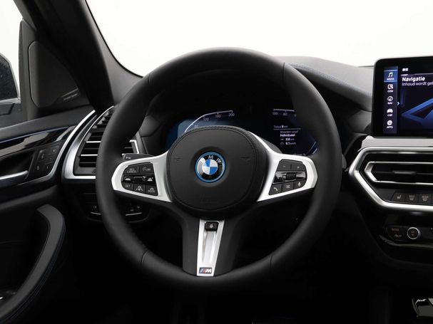 BMW iX3 80 kWh 210 kW image number 4