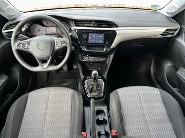 Car image 9