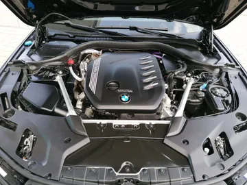 Car image 28