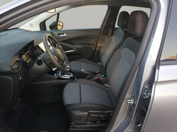 Car image 12