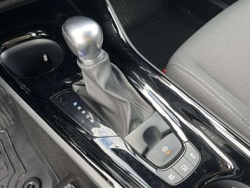 Car image 16