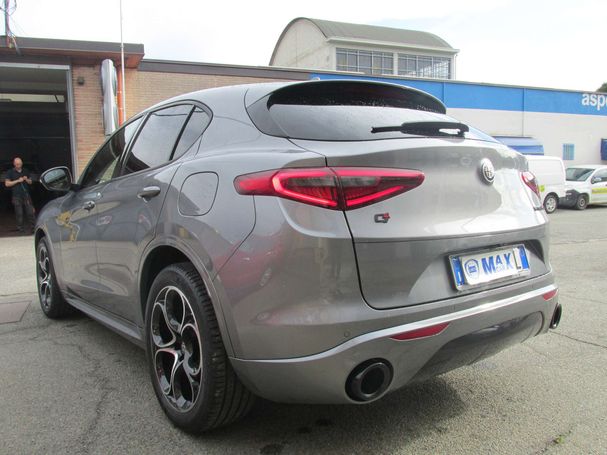 Alfa Romeo Stelvio 2.2 Q4 154 kW image number 4